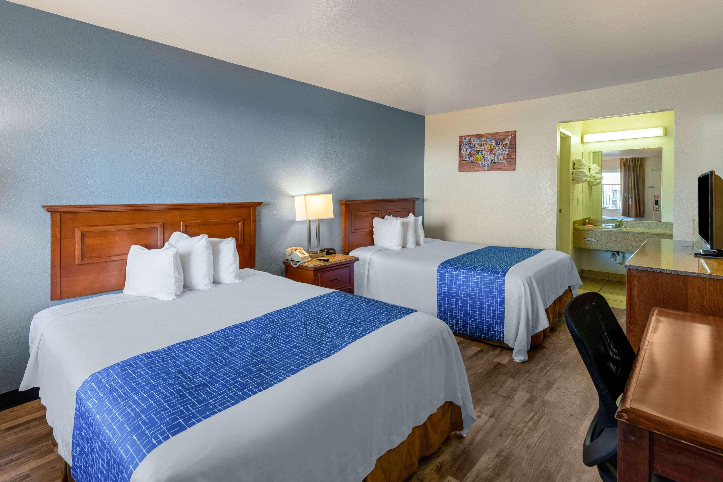 Econo Lodge Phoenix North I-17 Extérieur photo